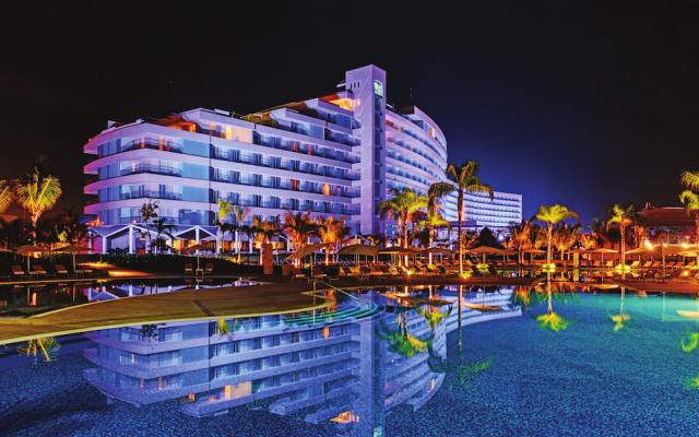 Recorre las playas de México en Buen Fin / Resort Mundo Imperial