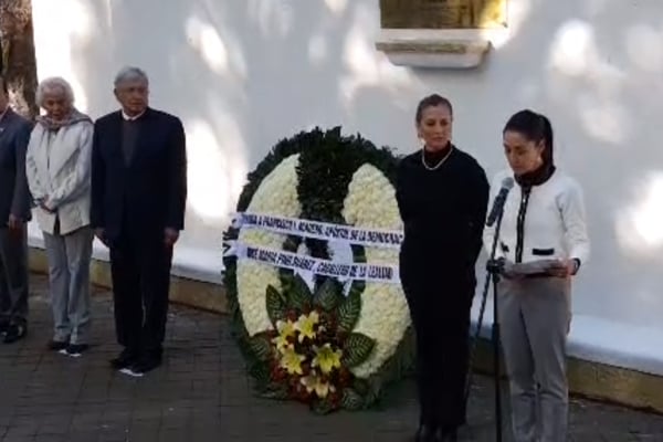 López Obrador y Claudia Sheinbaum rinden homenaje a Madero y Pino Suárez