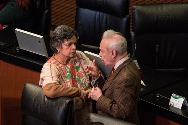 La senadora del PRI, Beatriz Paredes, propuso modificar ese artículo, suprimiendo las palabras fiscalización e investigación, a la propuesta se sumó el PAN y el PRD. Foto: Archivo/Cuartoscuro