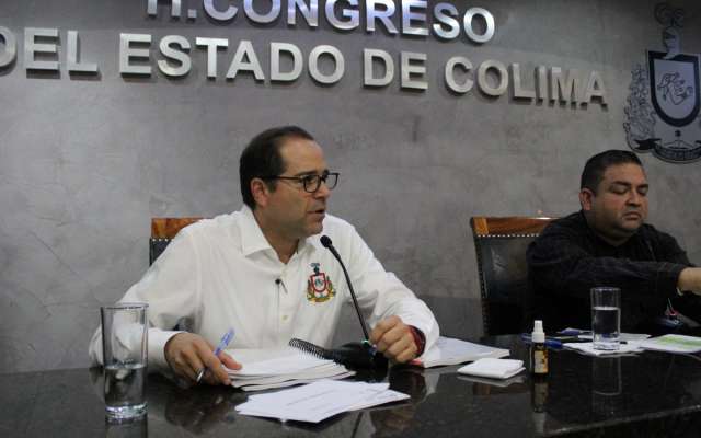 El gobernador de Colima, José Ignacio Peralta Sánchez, negó de forma rotunda ser responsable de beneficiar a familiares con contratos millonarios en el puerto de Manzanillo