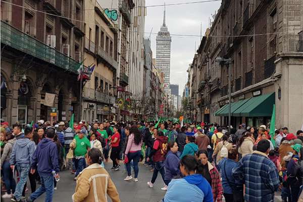 Las marchas partieron del Ángel de la Independencia, del Monumento a la Revolución y de Tlatelolco, lo cual afecto la circulación en diversas avenidas. FOTO: LIZETH GÓMEZ