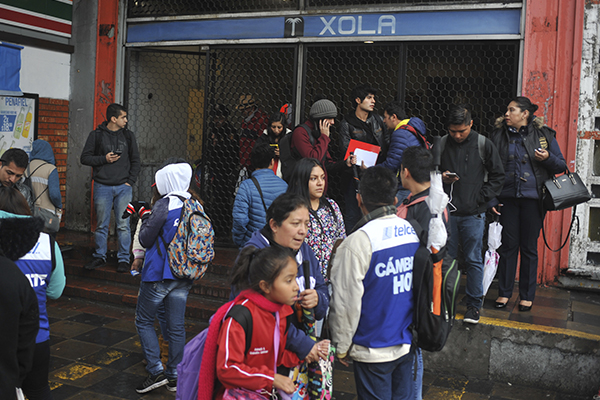 La tarde del miércoles hubo un corto circuito que afectó el servicio. FOTO: CUARTOSCURO