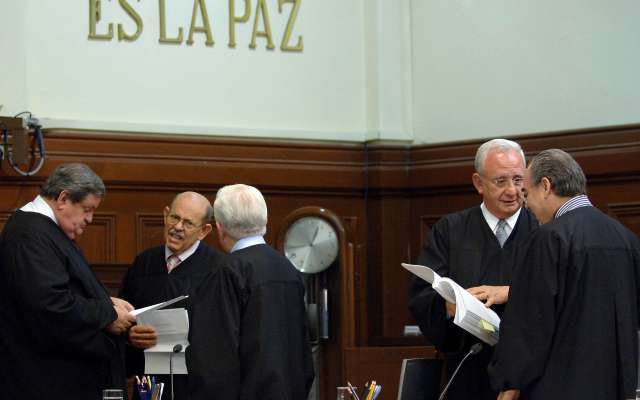 El juez Octavo de Distrito en Materia Administrativa, Fernando Silva, concedió la suspensión provisional a dos funcionarios judiciales.
FOTO:ARCHIVO/ CUARTOSCURO