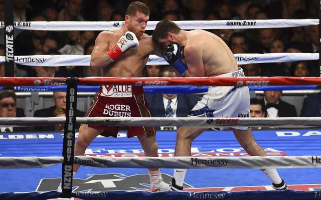 CONSOLIDADO. El mexicano Saúl Álvarez conquistó el Madison Square Garden. Foto: MEXSPORT