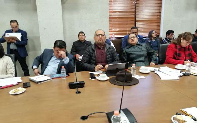 Discuten presupuesto