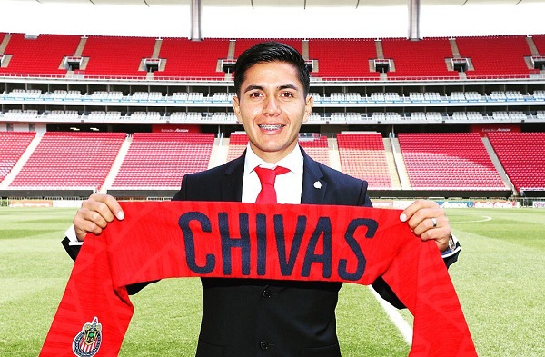 Ya es oficial... Dieter Villalpando es nuevo refuerzo oficialmente de Chivas. Foto: Especial
