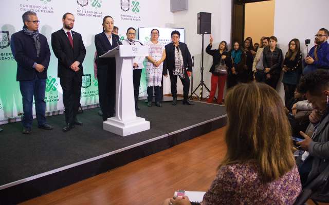 Sheinbaum señaló que contratarán traductores de lenguas originarias. FOTO: VICTORIA VALTIERRA /CUARTOSCURO.COM