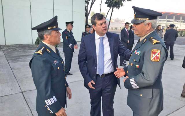 Amieva agradeció ayer el apoyo de las fuerzas federales durante su administración. Foto: Manuel Durán.