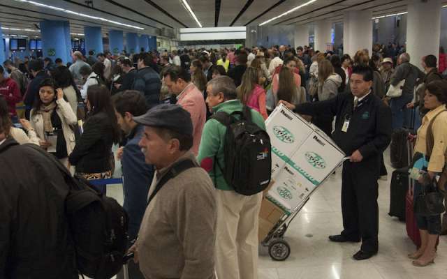 MILLONES DE
PASAJEROS
MOVIERON
LAS 8 LÍNEAS
AÉREAS A
OCTUBRE