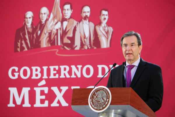 Moctezuma anunció la creación del Instituto Nacional para la Revalorización del Magisterio y la Mejora Continua de la Educación. Foto: Cuartoscuro