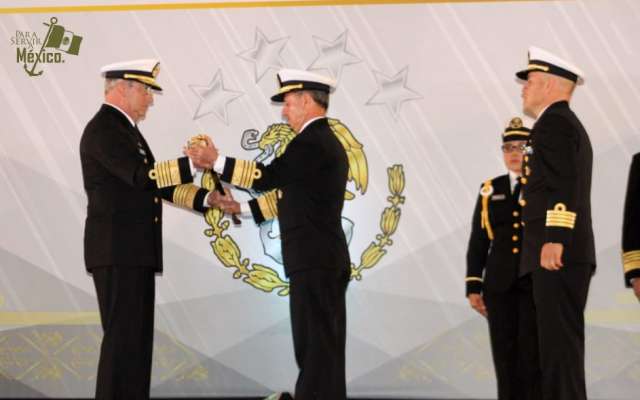 El Almirante José Rafael Ojeda Durán toma posesión como nuevo Secretario de Marina. Foto: Especial