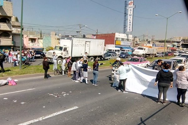 Piden la restauración de su plantel escolar. FOTO: ESPECIAL