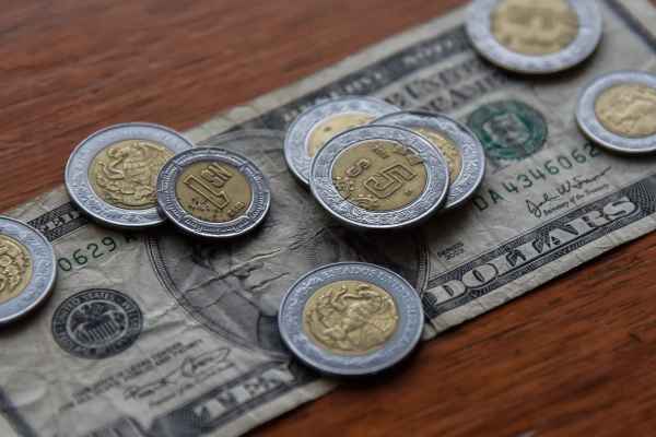 Mientras el Euro se vende en un máximo de 23.95 pesos y se compra en un mínimo de 22.26 pesos. Foto: Archivo | Cuartoscuro