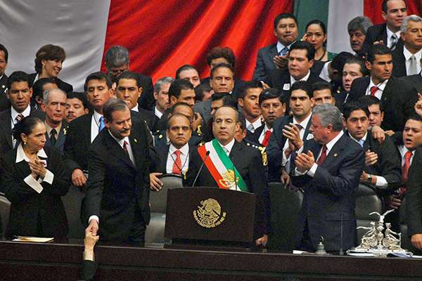 La toma de posesión del Presidente en turno en México es, un ritual político que en el año 2000 puso fin al sistema de partido único. FOTO: ARCHIVO/ NOTIMEX
