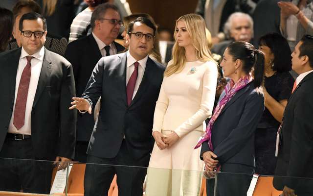 Loshijosdel Presidente, José Ramón y Andrés Manuel, acompañaron a Ivanka, junto a Claudia Sheinbaum. Foto: Leslie Pérez / El Heraldo de Méxic.