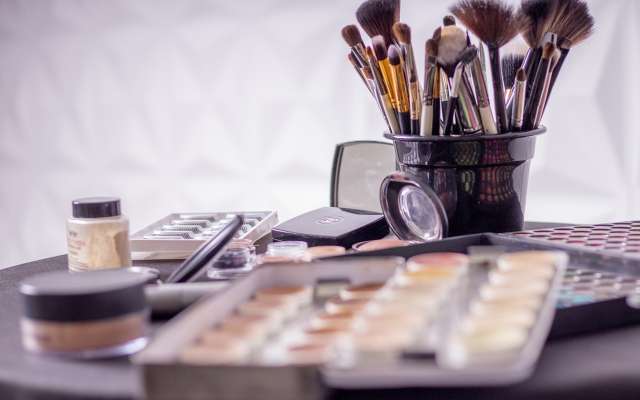 Productos de belleza para estas fiestas. Foto Anderson Guerra.