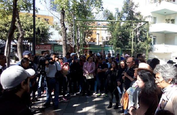 Los vendedores aseguraron en un comunicado que un acuerdo por parte de la Comisión Mixta, integrada por la Alcaldía y la Autoridad del Espacio Público que autoriza la instalación. FOTO: @estrella_gus