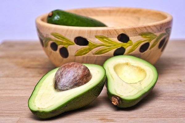 El aguacate proporciona grasas