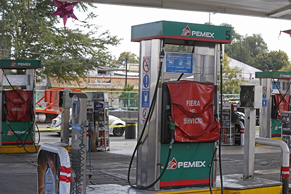 Medidas tomadas por el Gobierno Federal contra el combate al robo de combustible a Petróleos Mexicanos (PEMEX), ha causado en algunas entidades del país exista desabasto de gasolina. FOTO: CUARTOSCURO