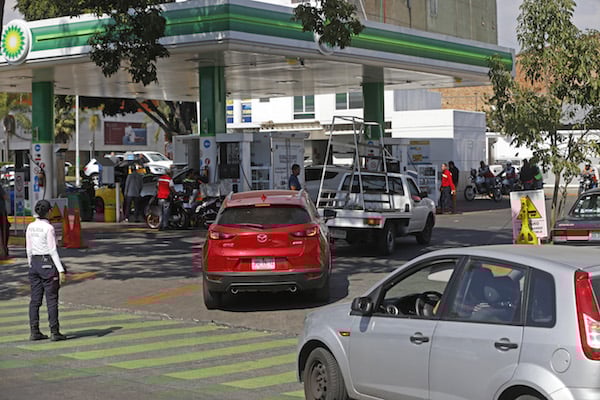 La gasolina Premium mantuvo un precio promedio de 20.60 pesos por litro informó Profeco