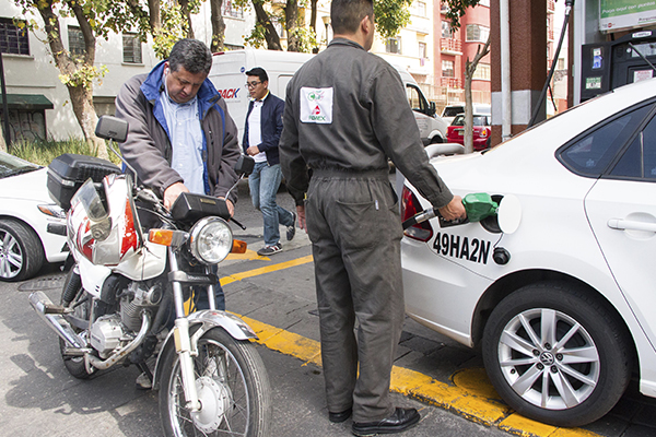 Autoridades están comprometidas en la lucha del robo de hidrocarburos. FOTO: CUARTOSCURO