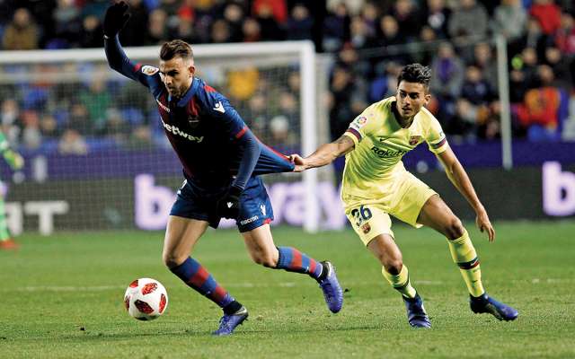 VERDUGO. Borja Mayoral (izq.) anotó el para su adaptación.
segundo gol del juego y fue una pesadilla. Foto: AP