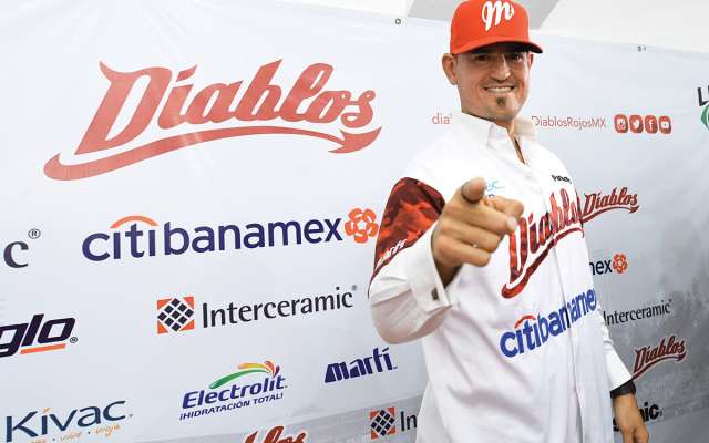 RESPETO. Jorge Cantú cree que los aficionados tienen
derecho a expresarse si descalifican su llegada a los Diablos. Foto: : LESLIE CRUZ