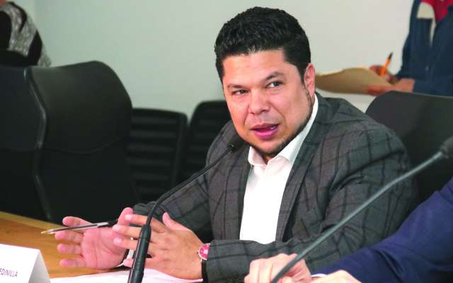 Gabriel Biestro es el
líder de Morena en el Congreso. FOTO: ENFOQUE