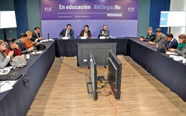 Teresa Bracho, presidenta del INEE, lanzó una campaña para evitar la opacidad en la entrega de plazas magisteriales. Foto: Especial.