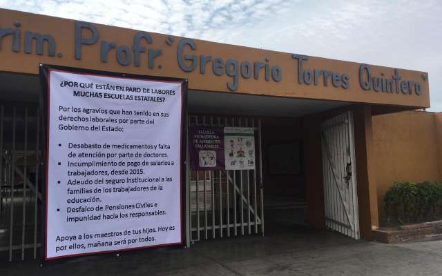 El director de dicho plantel, Romel Cornelio Barbosa, dijo que decidieron sumarse porque son muchos incumplimientos por parte del gobierno del estado