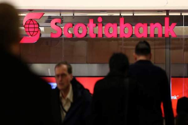 Las reclamaciones netas que hicieron los usuarios a la banca sumaron seis millones 906 mil 356. Foto: Reuters.
