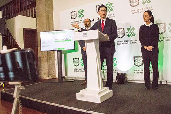Desde 2015 ha proliferado este esquema, donde anteriormente se usaban libretas para llevar el registro de los cobros.
FOTO: CUARTOSCURO