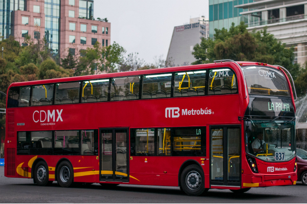 La sentencia pide que deben retirar en forma permanente no sólo la publicidad, sino también las vitrinas publicitarias denominadas “mupis”,