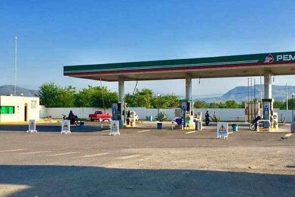 El miércoles pasado Pemex informó a través de un comunicado que Colima no tenía desabasto de combustible. Foto: Especial