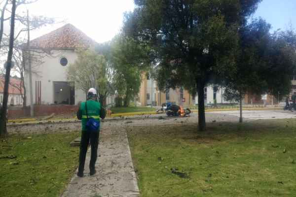 Los hechos ocurrieron dentro de la Escuela General Santander. Foto: @lafm