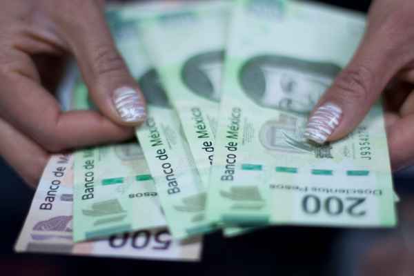El economista Carlos Capistrán señaló que la economía crecerá 1% este año. Foto: Archivo | Cuartoscuro