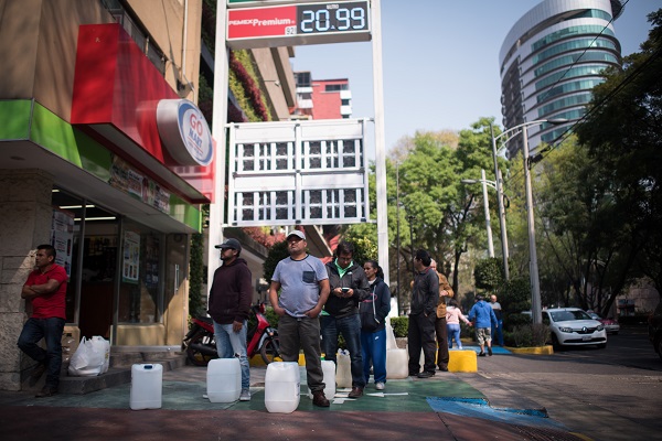 Las preguntas se pueden mandar a través del correo tuvozenlaterceracomision@gmail.com. Foto: Cuartoscuro