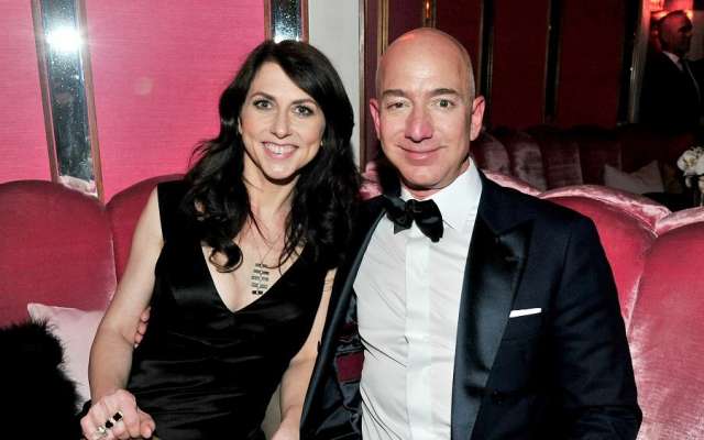 Bezos, también propietario del diario The Washington Post, es considerado la persona más rica del mundo, con una fortuna estimada de alrededor 137 mil millones de dólares. Foto: Especial