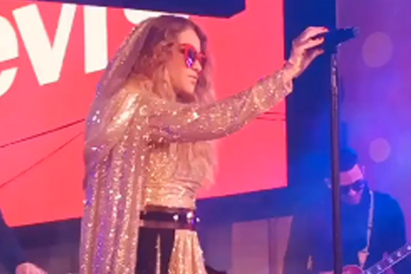 La chica dorada no brilló en Nueva York. FOTO: ESPECIAL
