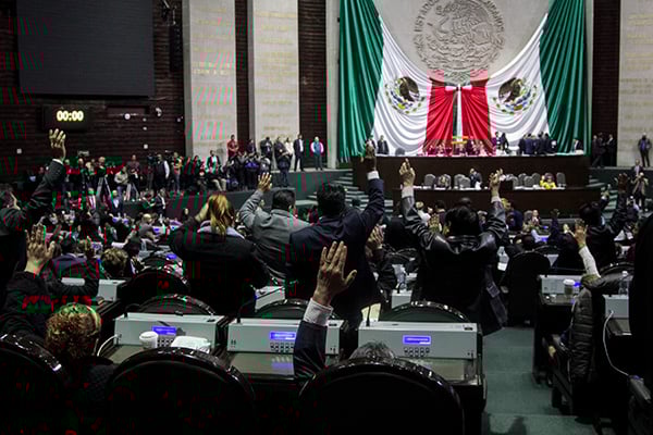 El documento fue dado a conocer en sesión del pleno.
FOTO: CUARTOSCURO