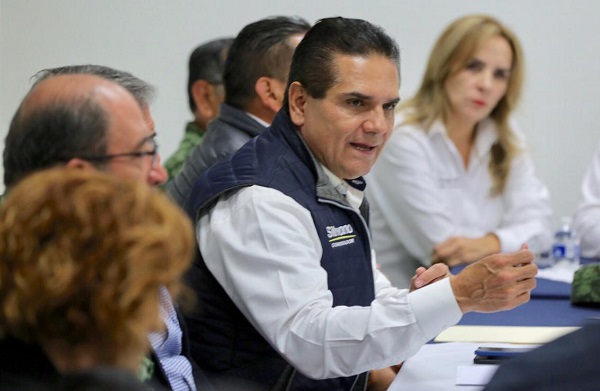El gobernador de Michoacán calificó el saqueo de combustible como “espeluznante