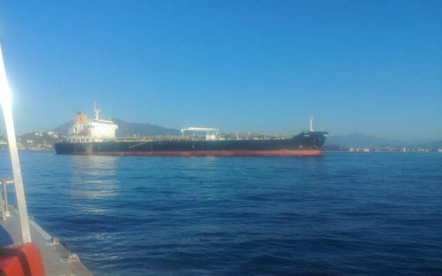El navío de nombre “Puma”, procedente de San Francisco, California, con 21 tripulantes se encuentra anclado en costas del puerto de Manzanillo. FOTO:
ESPECIAL