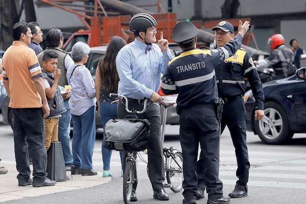 TRANSITO_