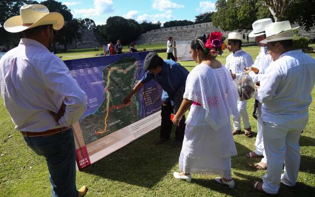 Ceremonia del Tren Maya