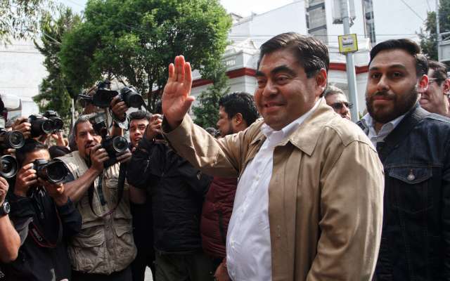 Miguel Barbosa Huerta