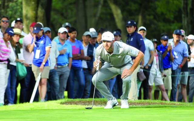 CONSOLIDA. Dustin Johnson puede coronar hoy un gran fin de semana en México. Foto: EFE