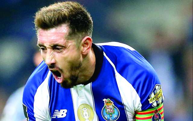 LISTO. Herrera marcó el
primer tanto del partido. Foto: EFE