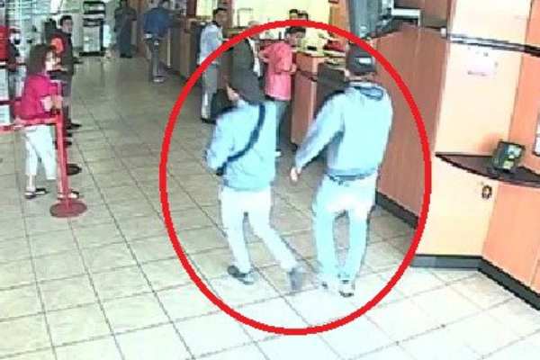 Los ladrones huyeron a bordo de una motocicleta. Foto: Especial