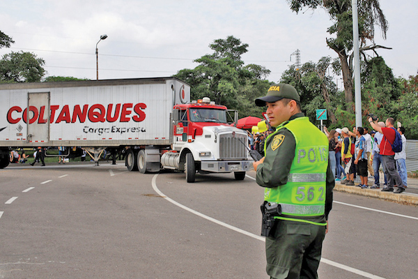 En Cúcuta, Colombia, están los tráileres con ayuda humanitaria. Foto: Reuters