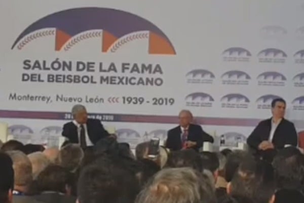 López Obrador inaugura el Salón de la Fama del Beisbol en Monterrey: EN VIVO